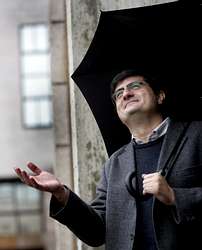 O director de Meteogalicia, Vicente Pérez Muñuzurri, executando dilixentemente as ordes da Xunta