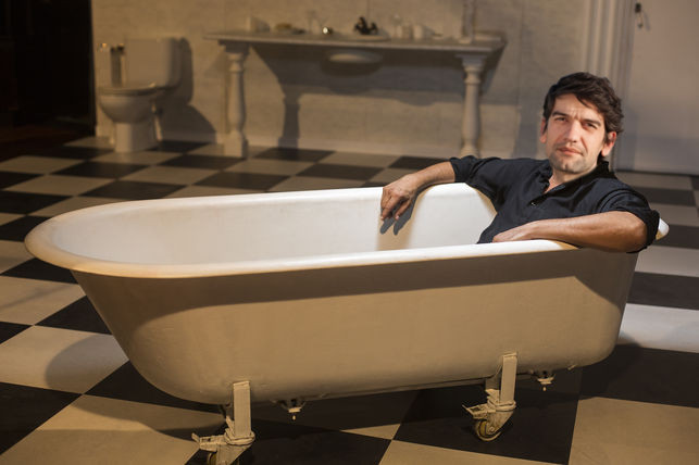 Jorge Suárez presentando a súa campaña.