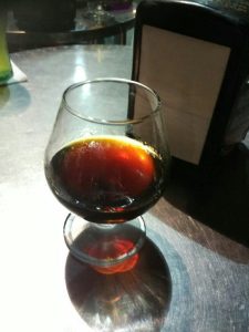 425621289_233097_12878916387396951610